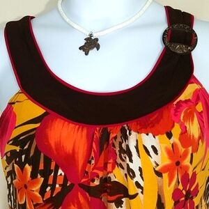 Maurices Top tank palm leaf floral leopard Jungle print stretch M Wood Bead EUC